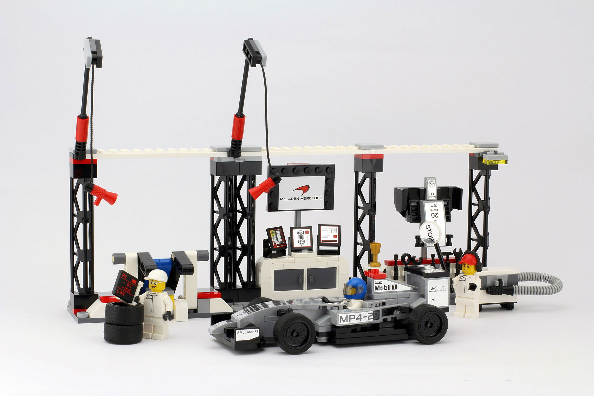 LEGO® Speed Champions McLaren Mercedes MP4-29 Pit Stop