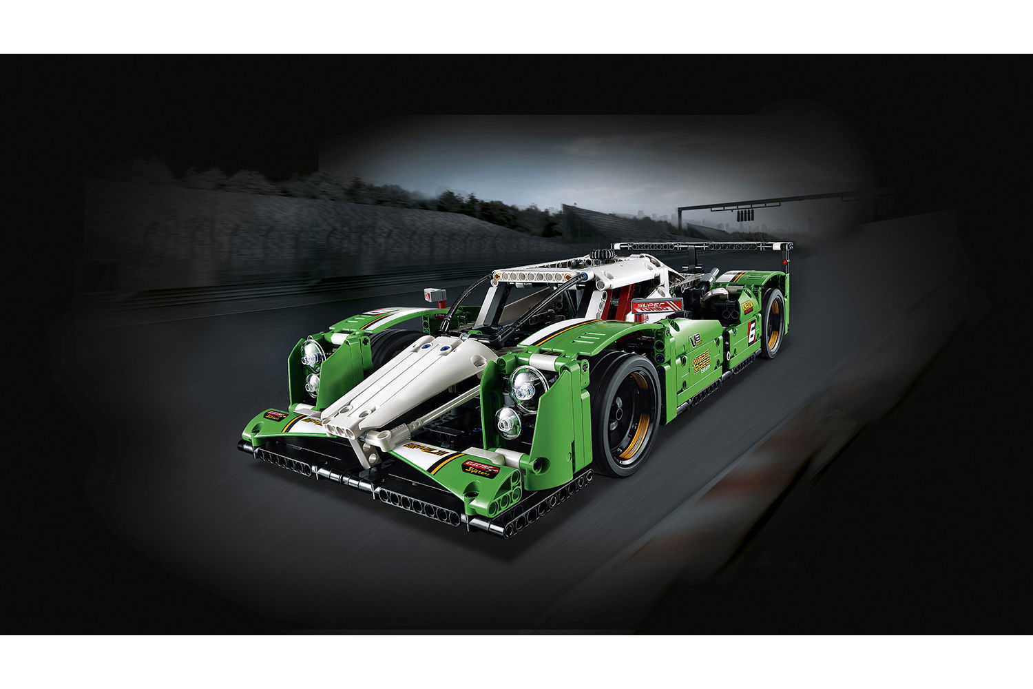 LEGO® Technic Endurance Racecar зеленый / белый