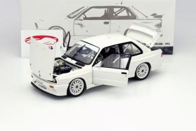 Modellauto BMW M3 Plain Body 1992 Maßstab 1:18