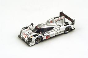Porsche 919 Winner Le Mans 2015 Model Car Scale 1:43
