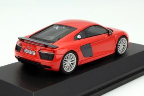 Audi R8 als Modellauto im Maßstab 1:43