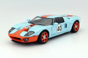 Modellauto Ford GT 2004 Maßstab 1:18