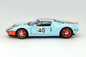AutoArt Modellauto Ford GT 2004 Maßstab 1:18