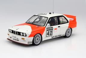 BMW M3 E30 #42 Cor Euser Maßstab 1:18