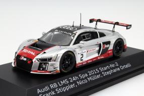 Modellauto Audi R8 LMS Sieger Nürburgring 2015 1:43