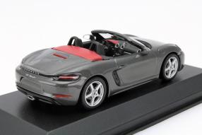 Modellauto Porsche 718 Boxster Maßstab 1:43