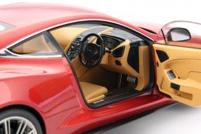 Modellauto Aston Martin Vanquish V12 Maßstab 1:18