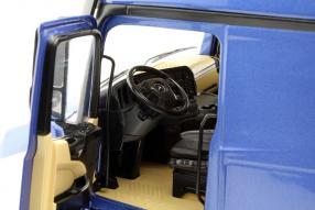 models Mercedes-Benz Actros GigaSpace scale 1:18