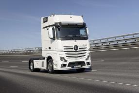 Mercedes-Benz Actros GigaSpace 2016