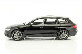 Modellautos Audi RS4 Avant 2016 1:18