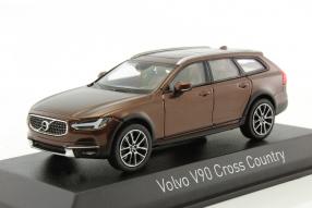 Volvo V90 Cross Country 1:43