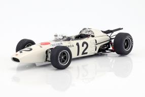 Honda RA272 1:18