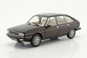 Renault 30 TX 1981 1:18