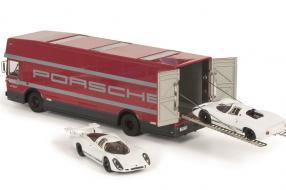 Porsche Renntransporter 1:43