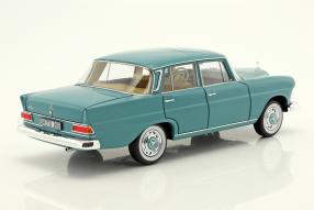 Mercedes-Benz 200 1966 1:18