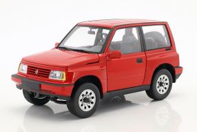 Suzuki Vitara / Escudo 1:18