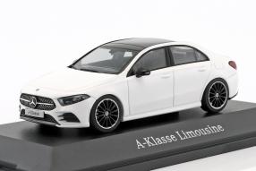 Mercedes-Benz A-Klasse Limousine 2019 1:43 V 177
