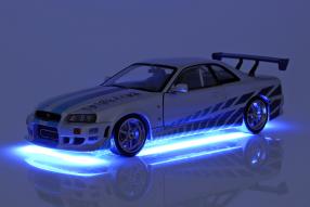 modelcars Brians Nissan GT-R 1999 1:18