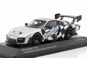 Messemodell Minichamps Porsche 935 1:43