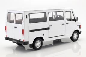 miniatures Mercedes-Benz 208 1988 1:18 Kleinbus