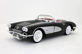 Chevrolet Corvette 1958 1:18