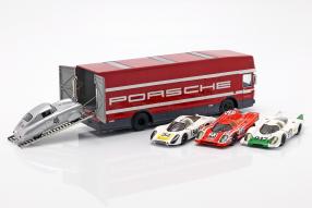 Modellautos Porsche Renntransporter Mercedes-Benz O 317 1:43