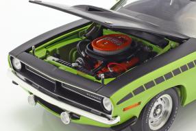 miniatures Plymouth Barracuda AAR 1970 1:18