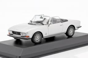 Peugeot 504 1977 1:43 Maxichamps by Minichamps