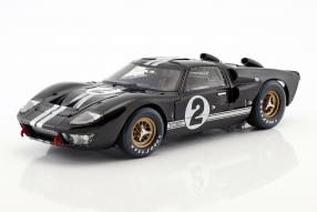 modellini Ford GT40 Mk. II No. 2 winner Le Mans 1966 1:18 Shelby Collectibles