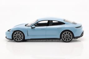 Modellautos Porsche Taycan 4S 1:18 Minichamps
