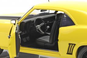 modelcars Chevrolet Camaro Z/28 Yellow Jacket 1969 1:18 GMP