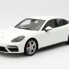 Erster Porsche Panamera II im Maßstab 1:18