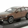 Volvo V90 Cross Country im Maßstab 1:43 von Norev