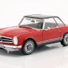 A made-to-measure classic. The Mercedes Benz W113 "Pagoda" was then as now a real eye-catcher