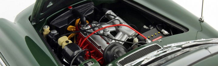 Minichamps and the masterpiece Volvo P1800 ES