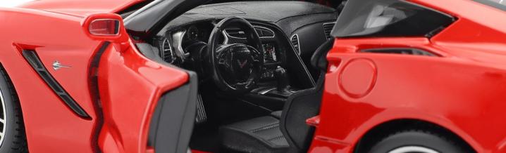 Maisto und die Modellautos zur Chevrolet Corvette Stingray