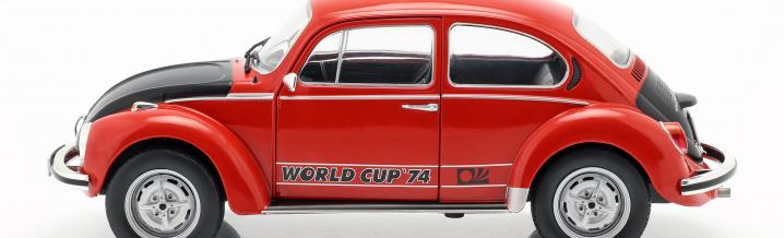Der Ball ist rund, der Käfer auch: VW 1303 von Solido