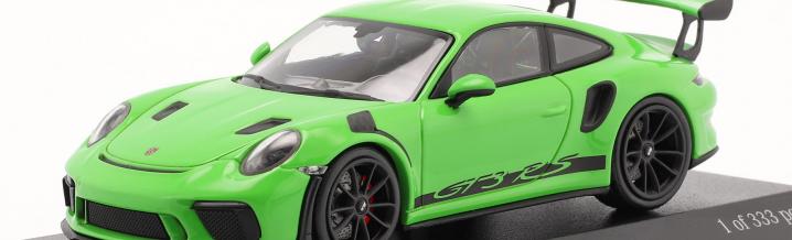 Minichamps presents the strictly limited edition of the second generation of the 911 991 in the GT3 RS version exclusively for ck-modelcars
