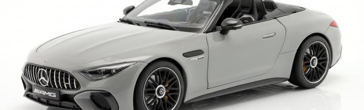 Limited sports convertible with removable hardtop from iScale in scale 1:18
