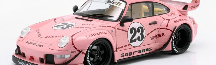 A pink RWB-Porsche with Mafia touch