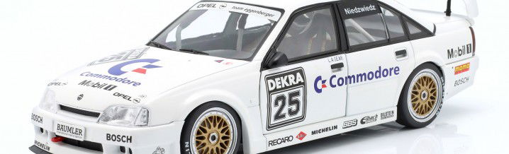 Tough, angular, legendary: The Niedzwiedz Omega Evo 500 as a model