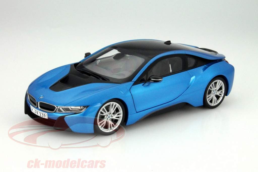 BMW i8 1:18 - The future of mobility for the showcase