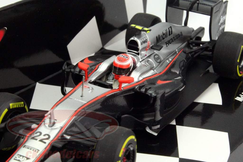 Minichamps presented the McLaren MP4-30 1:43
