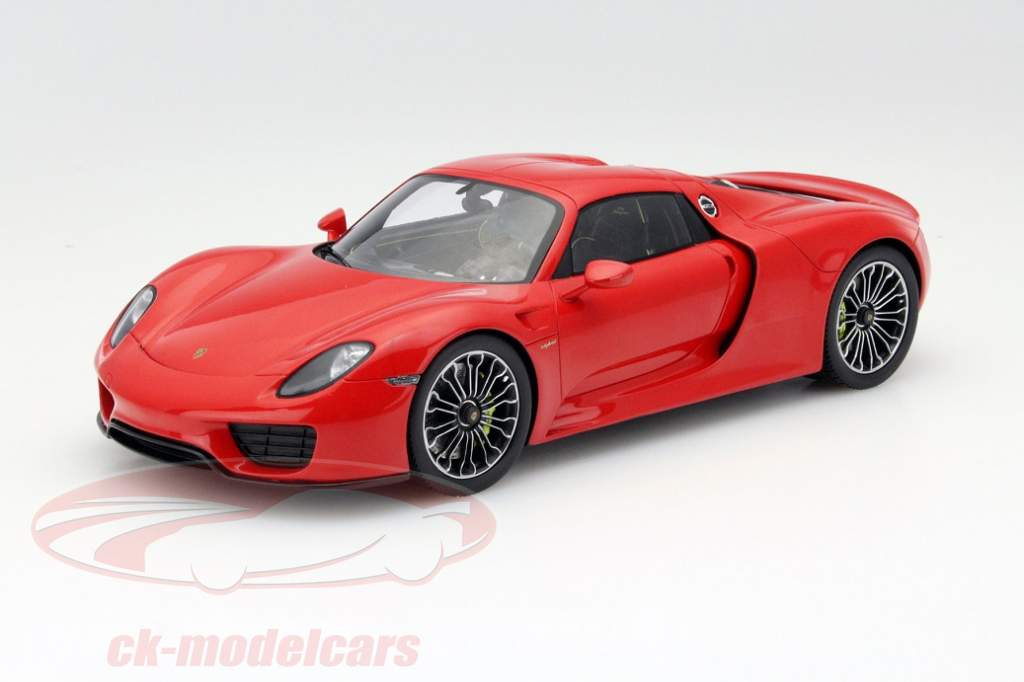 Can the Porsche 918 be missing in any collection?