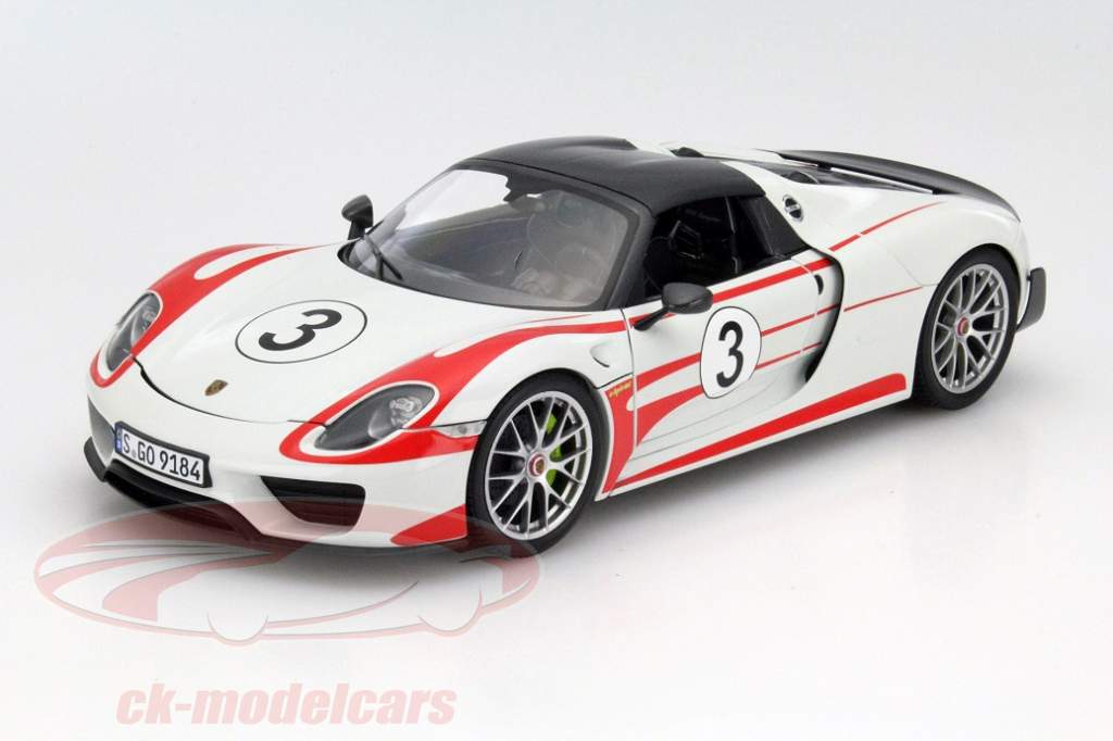 Minichamps continues to focus on the number 918