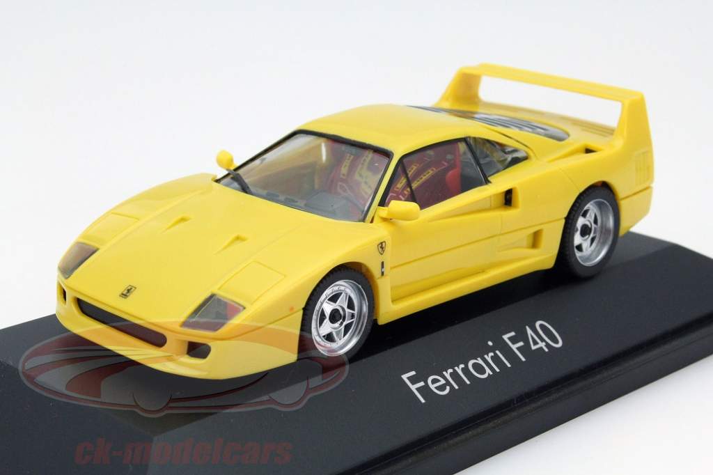 herpa Ferrari 1:43 ミニカー　3台まとめ 🇺🇦 1/43 Ferrari Testarossa Red Herpa Germany 1:43 Marry