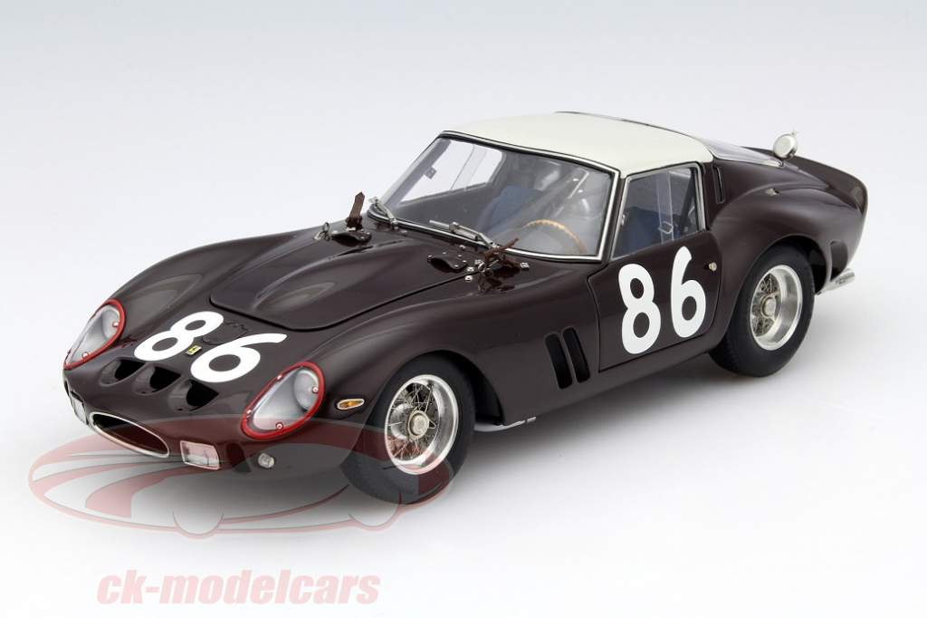 CMC フェラーリ 250 GTO タルガ・フローリオ 1962 #86 CMC talks about the Targa Florio with a 250 GTO
