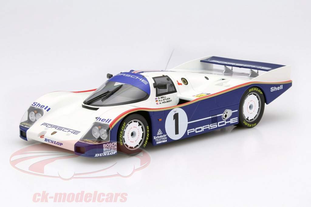 Norev introduces a new Porsche 962 in 1:18 scale