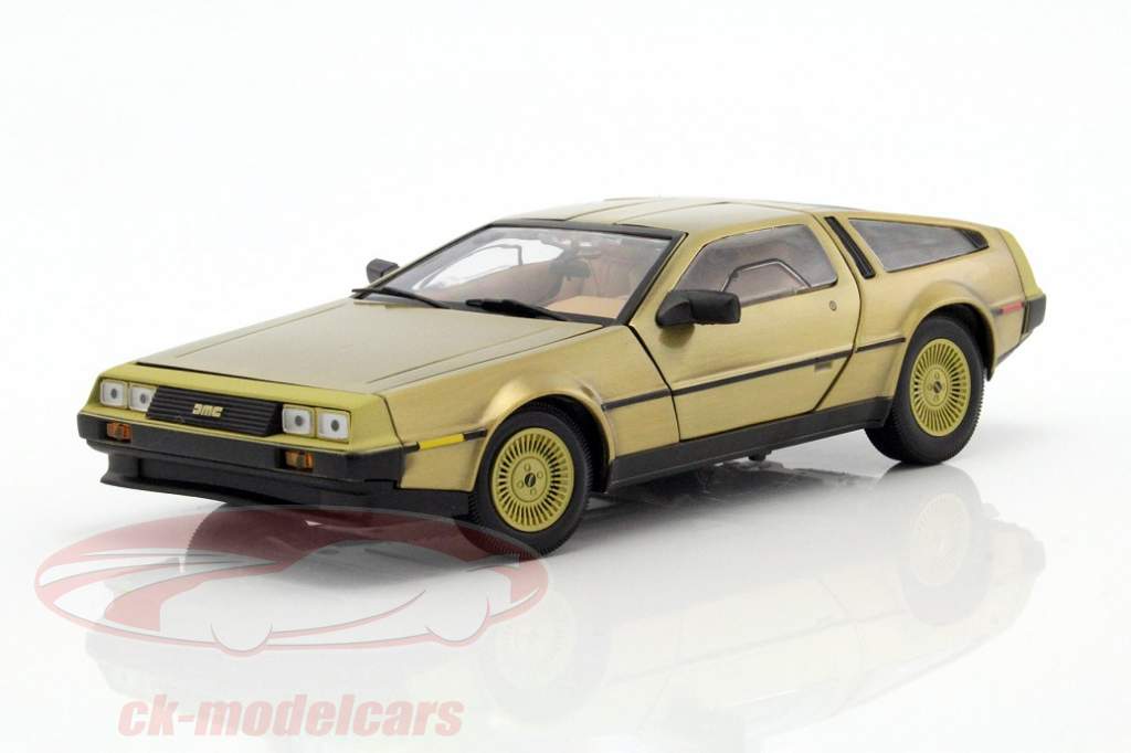 ThrowbackThursday with the DeLorean DMC-12