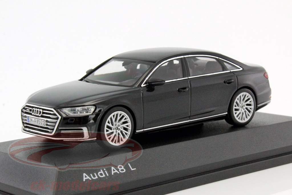Audi コレクションモデル 1/43 スケール $_57.JPG?set_id=880000500F